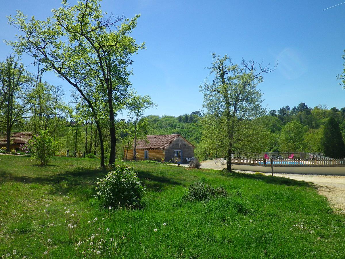 Le Village Enchanteur La Chapelle-Aubareil Luaran gambar